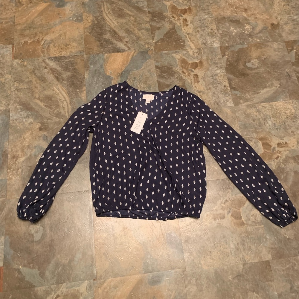 Vixbe blouse, size S. NWT